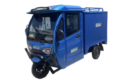 Трицикл грузовой GreenCamel Тендер E1500 (60V 1200W 52Ah) кабина, BOX, понижающая Белый
