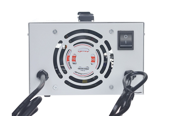 Зарядное устройство Gelbert для свинцовых аккумуляторов 60V120A/Н (20А)