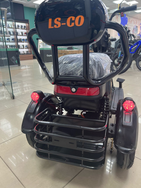 Трехколесный пассажирский Электроскутер LS-CO A1