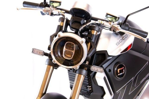 Электромотоцикл Super Soco TC Max (Литые диски) серебристо-черный