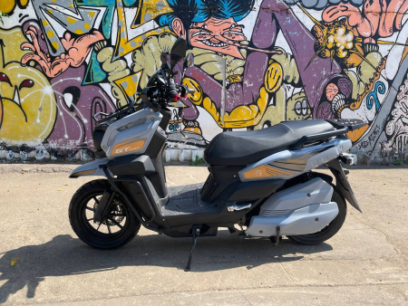 Электрический скутер Тур-Эндуро GT Tank 60AH 72V серый