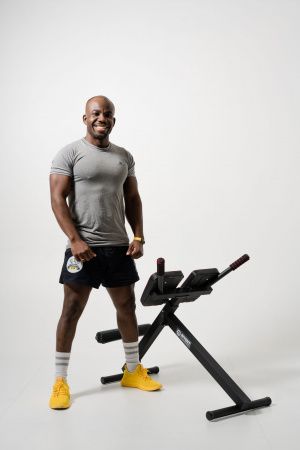 Гиперэкстензия чёрная