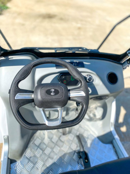 Гольфкар GreenCamel A2C 52Ah (2+Cargo 2500W 225/40-10' литые)